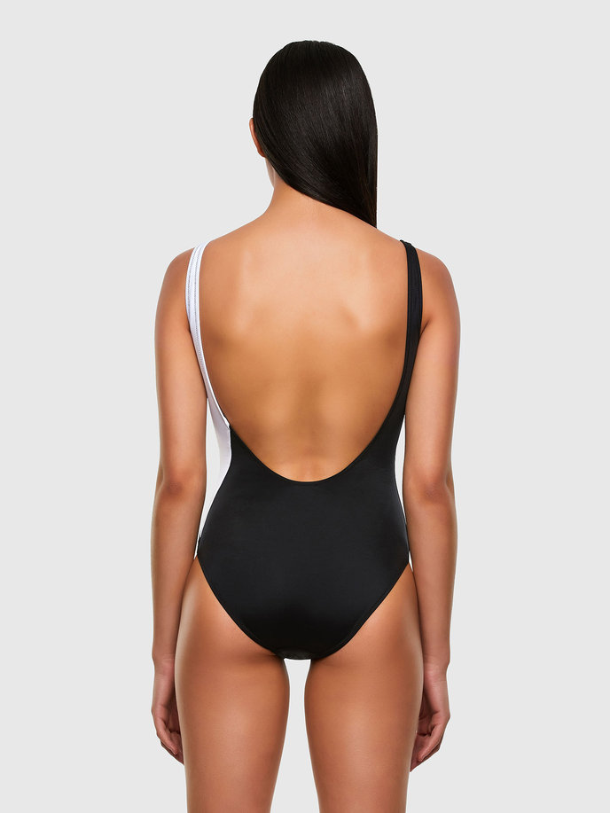 BFSWFLAMMYCUT SWIMSUIT čierno-biele