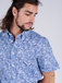 SLIM CO/LI LEAF PRINT SHIRT S/S vzorovaná