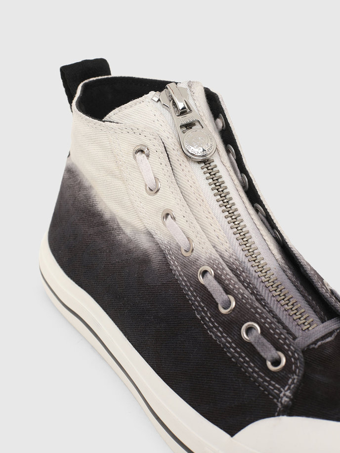 Sneakers čierno-biele